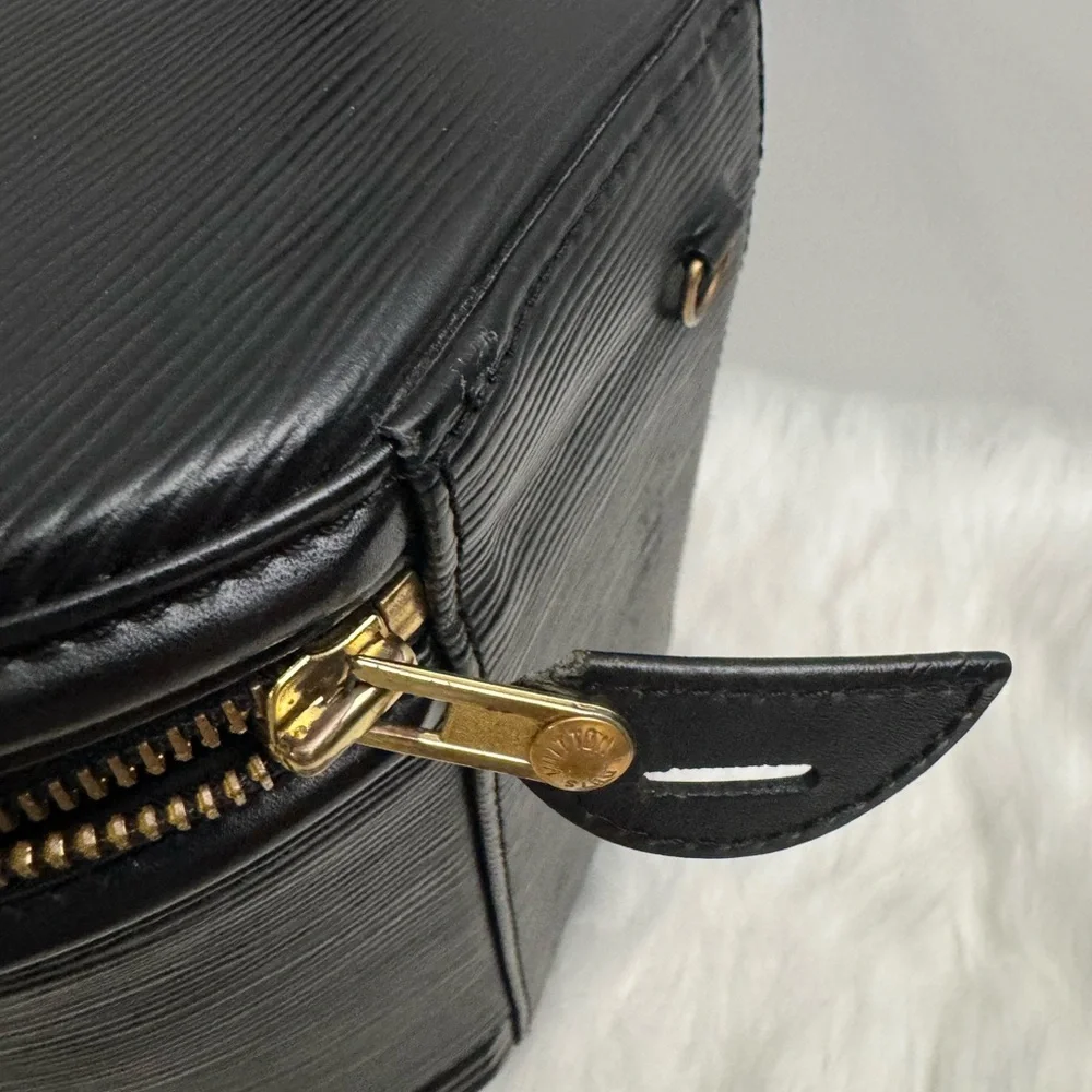 Louis Vuitton Cannes Black Epi